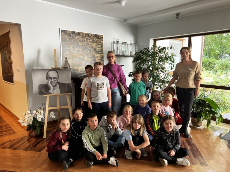 2025.10.02 – Wizyta klas 2a i 2b w puckim Hospicjum.