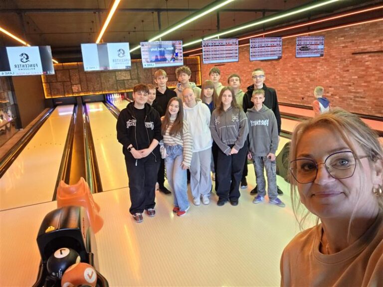 2026.04.01 – Wyjazd klasy 8c na kręgle do Fun Center Bowling w Bolszewie